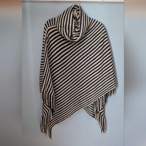 🌙 Striped Navy and Cream Poncho